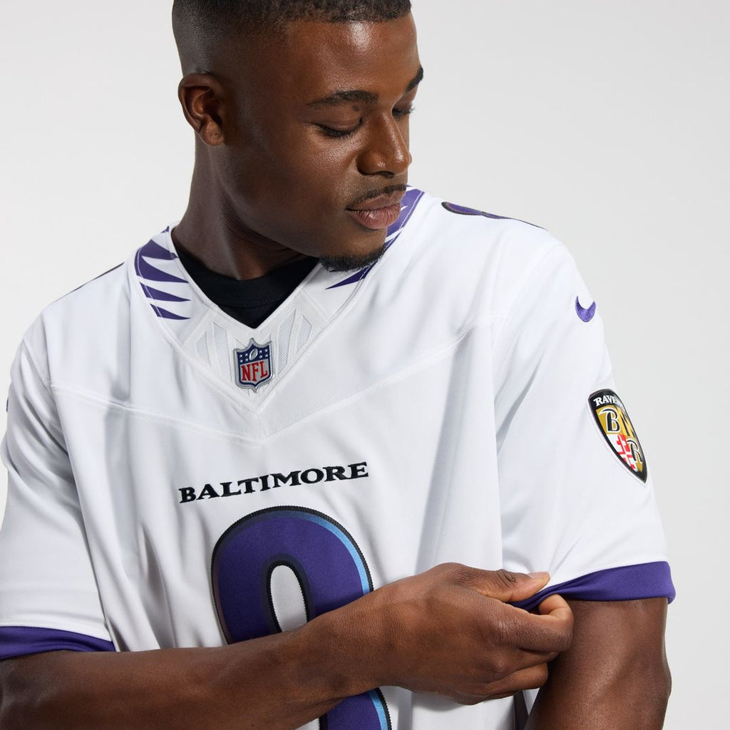 Men's Nike Baltimore Ravens Lamar Jackson White Vapor F.U.S.E. Stitched Limited NFL Jersey