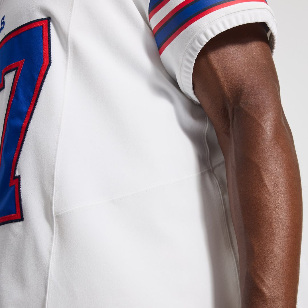 Men's Nike Buffalo Bills Josh Allen White Vapor F.U.S.E. Elite NFL Jersey