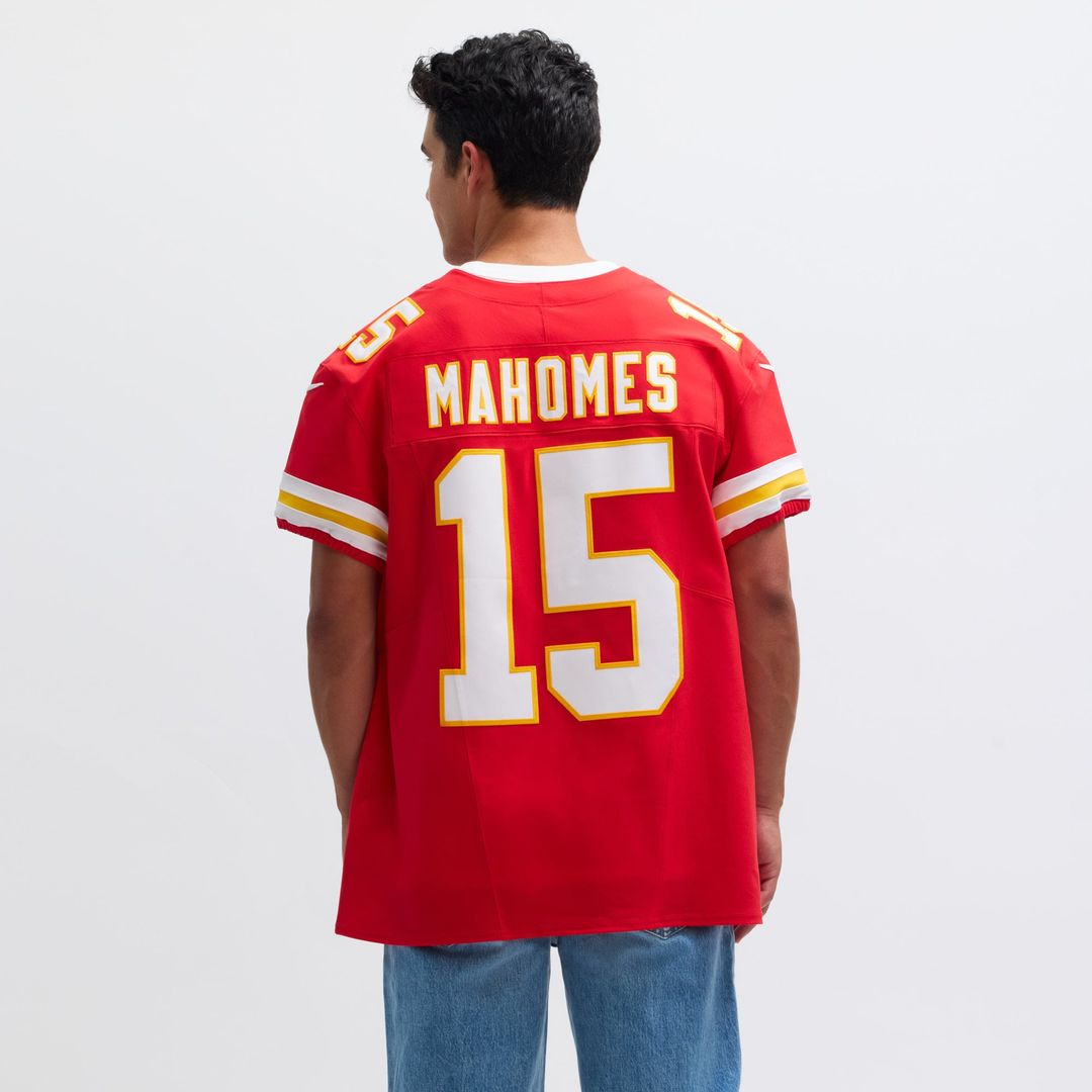 Men's Nike Kansas City Chiefs Patrick Mahomes Red Vapor F.U.S.E. Elite NFL Jersey